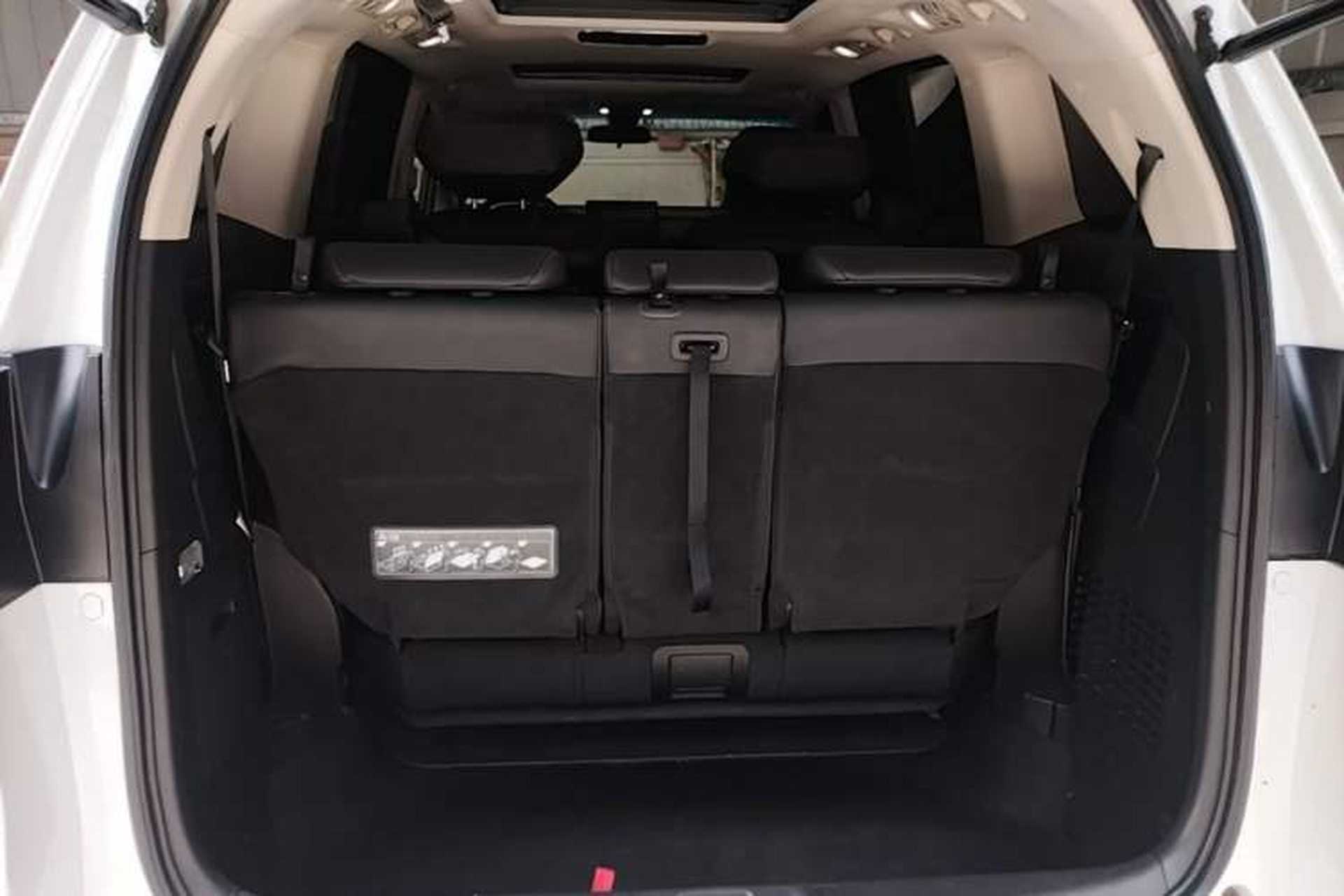 Used Honda Elysion 2022 2.0L eHEV Prestige Edition Trunk