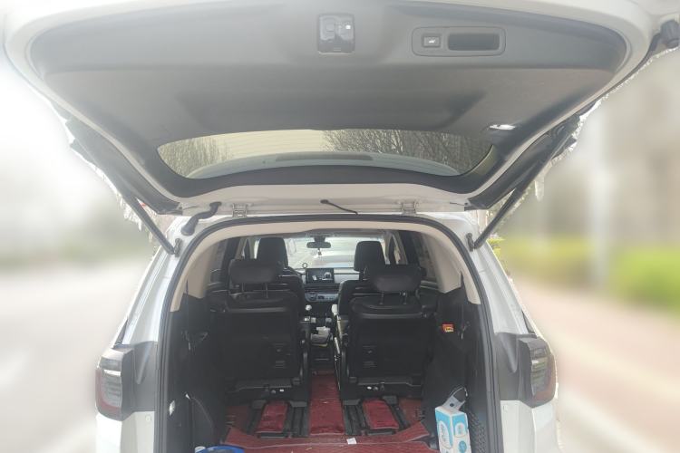 Used Honda Elysion 2022 2.0L eHEV Luxury First Edition Trunk