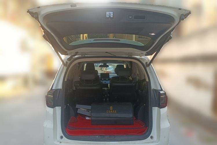 Used Honda Elysion 2022 2.0L eHEV Luxury Edition Trunk