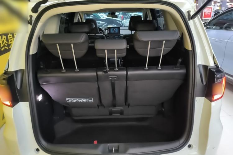 Used Honda Elysion 2022 2.0L eHEV Luxury Edition Trunk