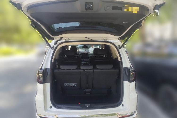 Used Honda Elysion 2022 2.0L eHEV Luxury First Edition Trunk