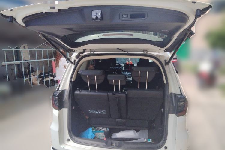 Used Honda Elysion 2022 2.0L eHEV Luxury First Edition Trunk