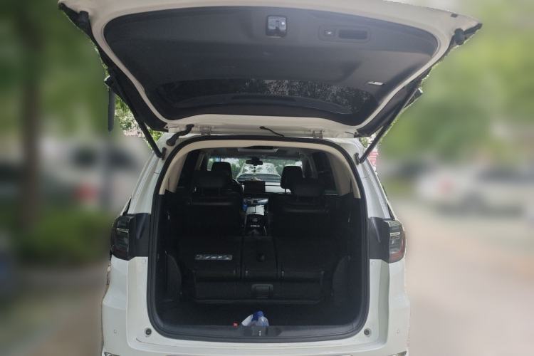 Used Honda Elysion 2022 2.0L eHEV Luxury First Edition Trunk