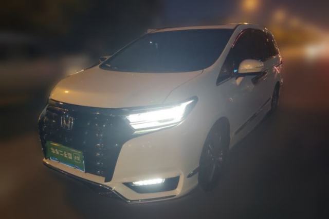Used Honda Elysion 2022 2.0L eHEV Luxury Edition