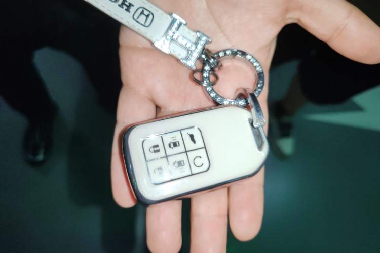 Used Honda Elysion 2022 2.0L eHEV Prestige Edition Vehicle Key
