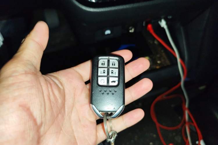 Used Honda Elysion 2022 2.0L eHEV Luxury First Edition Vehicle Key