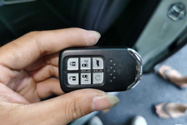 Used Honda Elysion 2022 2.0L eHEV Luxury First Edition Vehicle Key