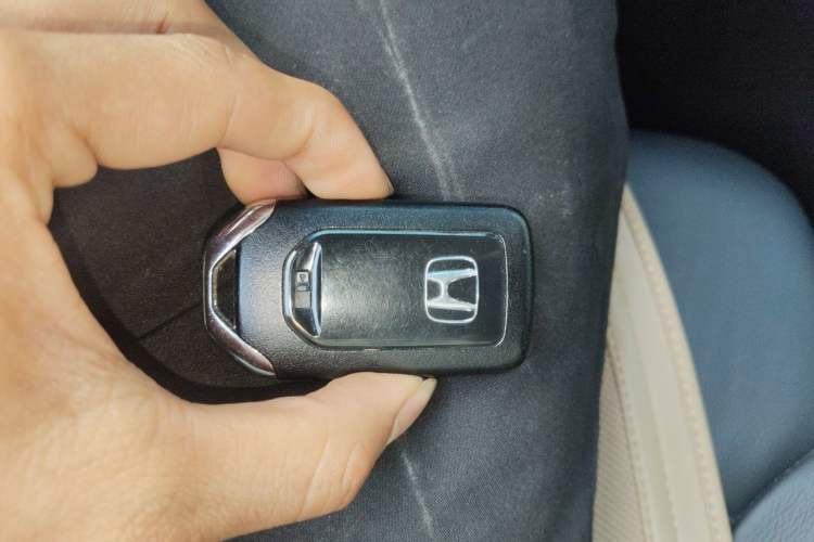 Used Honda Elysion 2022 2.0L eHEV Luxury Edition Vehicle Key