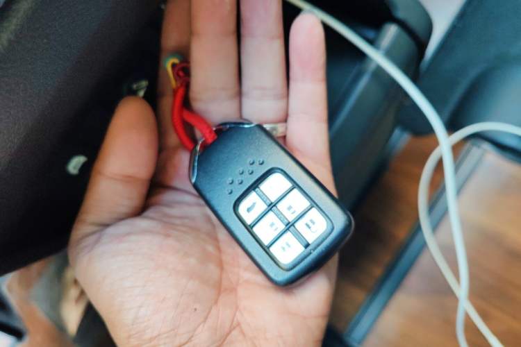 Used Honda Elysion 2022 2.0L eHEV Luxury Edition Vehicle Key