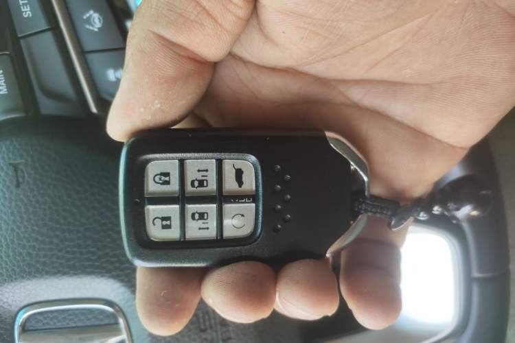 Used Honda Elysion 2022 2.0L eHEV Prestige Edition Vehicle Key