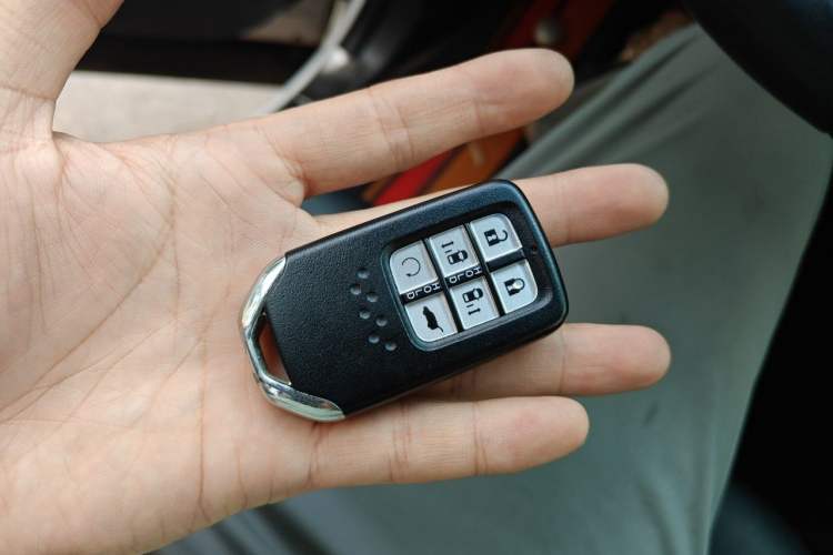 Used Honda Elysion 2022 2.0L eHEV Luxury First Edition Vehicle Key