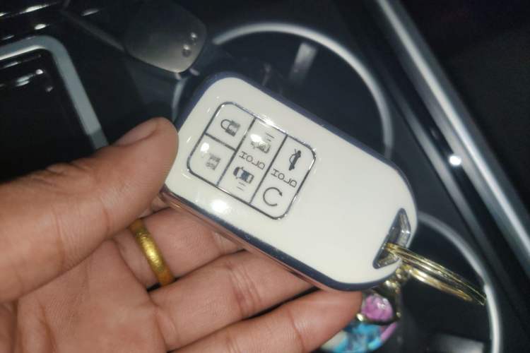 Used Honda Elysion 2022 2.0L eHEV Luxury Edition Vehicle Key