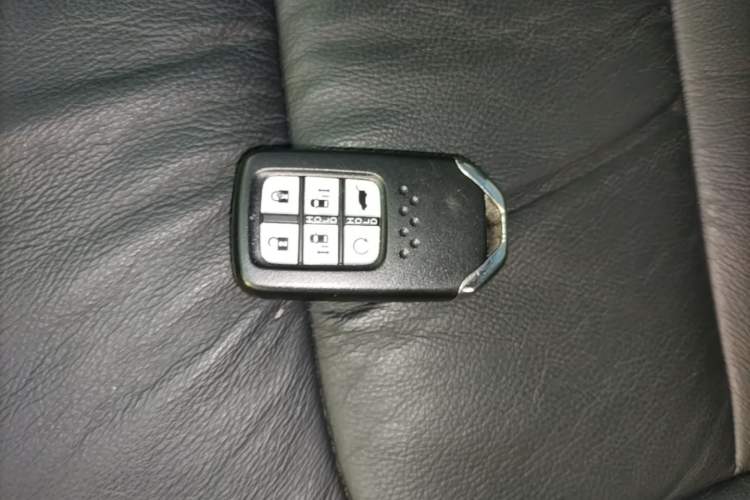 Used Honda Elysion 2022 2.0L eHEV Luxury First Edition Vehicle Key