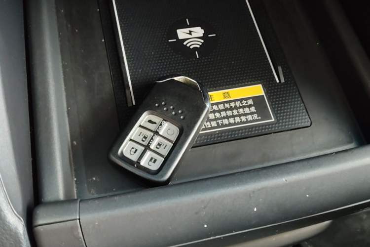 Used Honda Elysion 2022 2.0L eHEV Prestige Edition Vehicle Key
