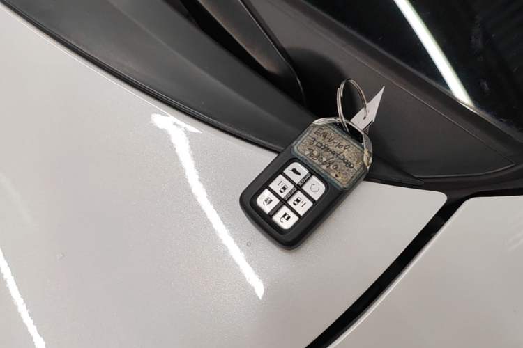 Used Honda Elysion 2022 2.0L eHEV Luxury Edition Vehicle Key