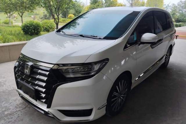 Used Honda Elysion 2022 2.0L eHEV Luxury First Edition