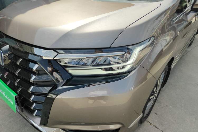 Used Honda Elysion 2022 2.0L eHEV Luxury Edition Left Front Headlight