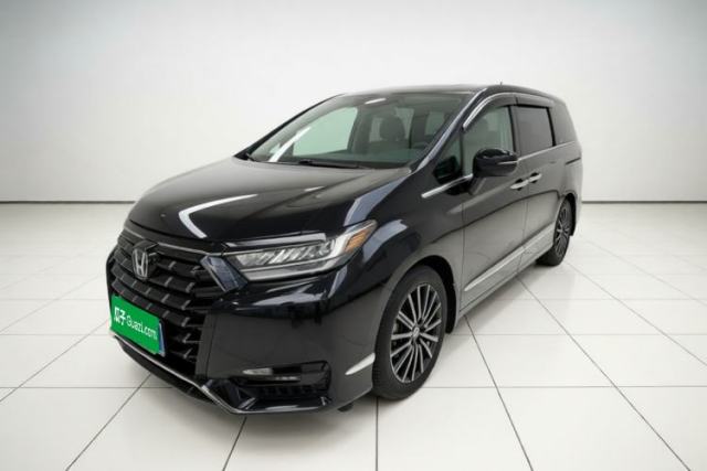 Honda Elysion 2024 2.0L eHEV Luxury Edition مستعملة