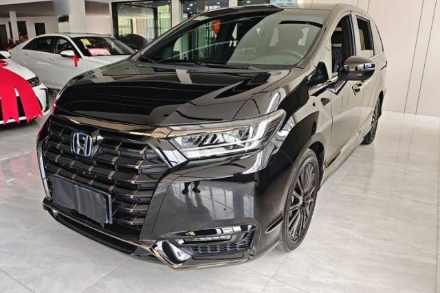 Used Honda Elysion 2024 2.0L eHEV Luxury Edition