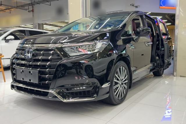 Used Honda Elysion 2024 2.0L eHEV Ultimate Edition