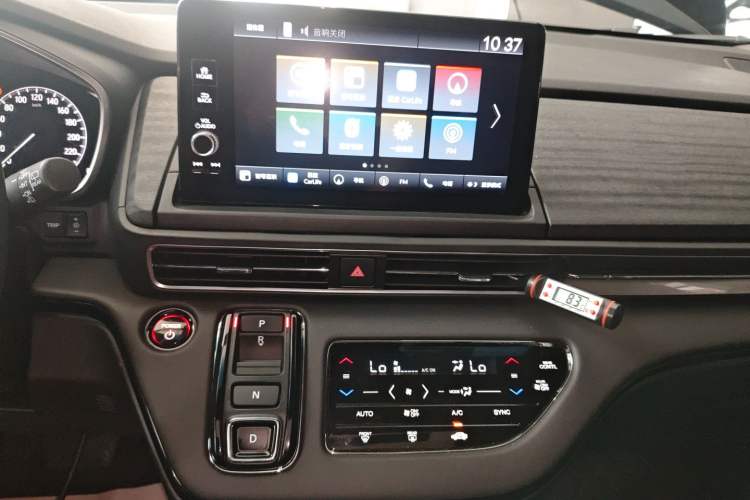 Used Honda Elysion 2024 2.0L eHEV Luxury Edition Audio And AC Panel