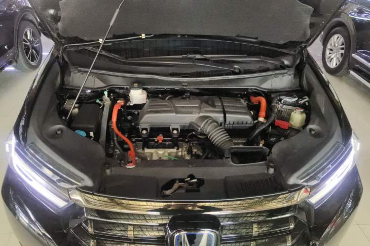 Used Honda Elysion 2024 2.0L eHEV Luxury Edition Engine Bay