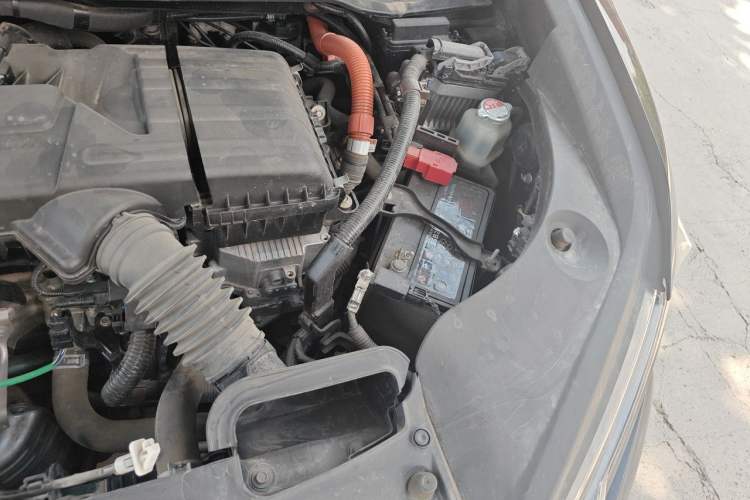 Used Honda Elysion 2024 2.0L eHEV Luxury Edition Engine Bay Left