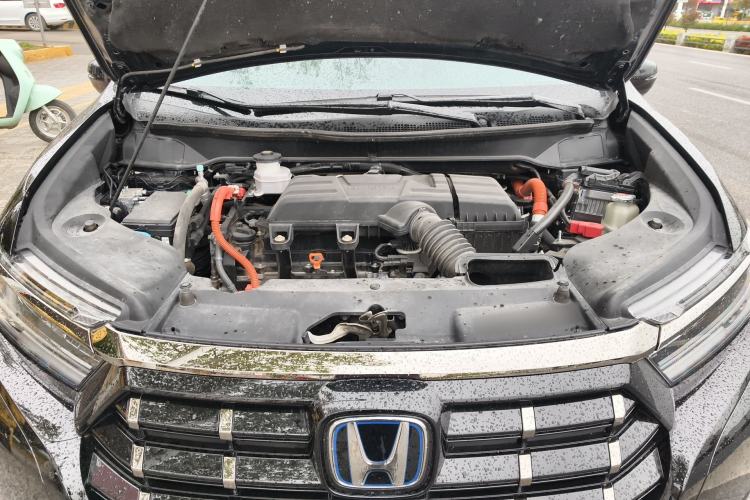Used Honda Elysion 2024 2.0L eHEV Luxury Edition Engine Bay