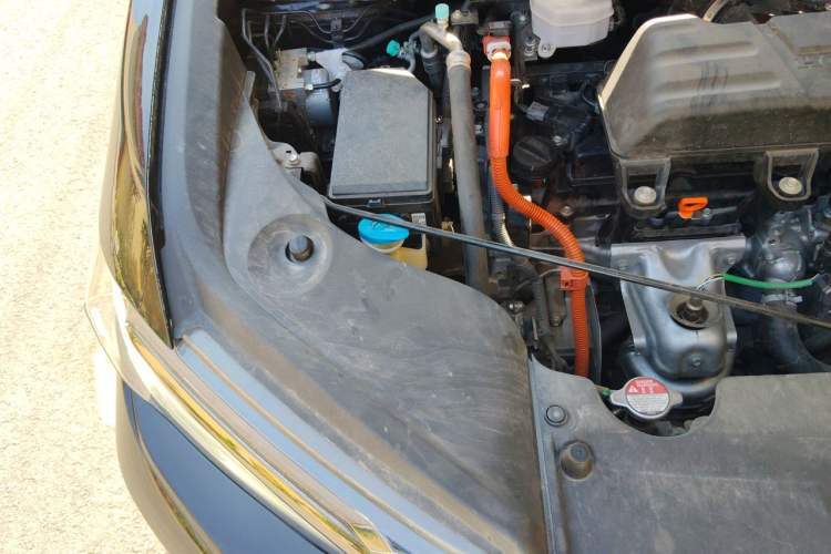 Used Honda Elysion 2024 2.0L eHEV Luxury Edition Engine Bay Right