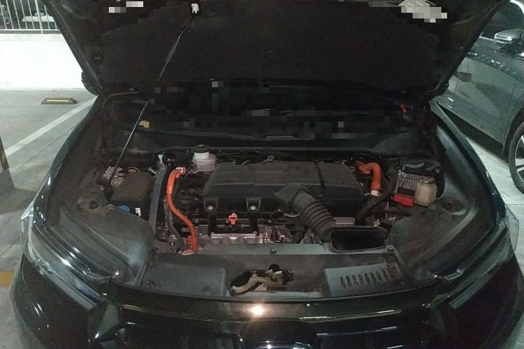 Used Honda Elysion 2024 2.0L eHEV Luxury Edition Engine Bay