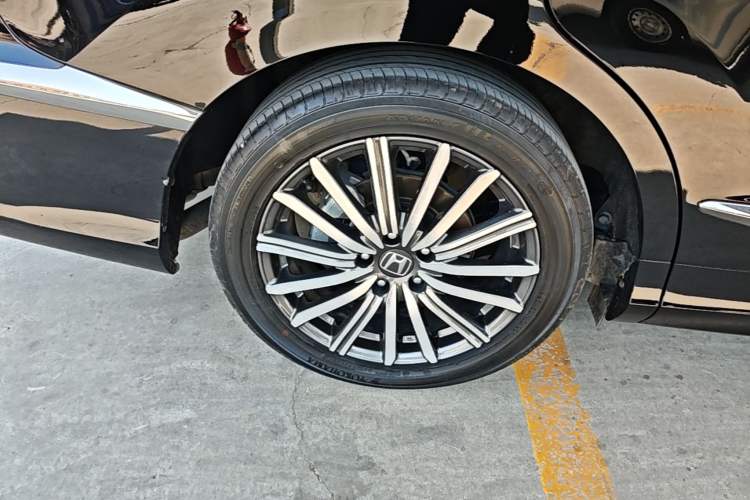 Used Honda Elysion 2024 2.0L eHEV Luxury Edition Exterior 1