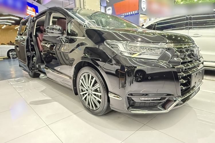 Used Honda Elysion 2024 2.0L eHEV Ultimate Edition Exterior 2