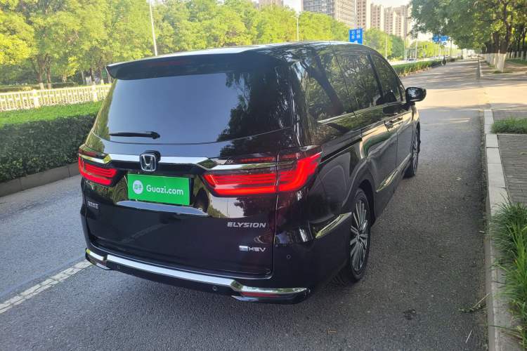 Used Honda Elysion 2024 2.0L eHEV Luxury Edition Exterior 5