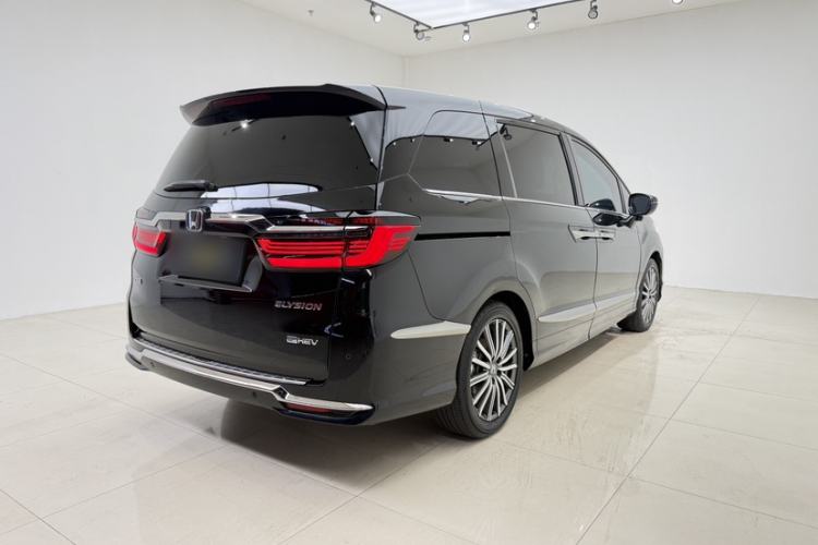 Used Honda Elysion 2024 2.0L eHEV Luxury Edition Exterior 5