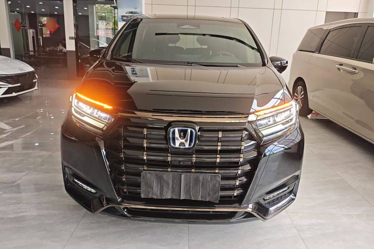 Used Honda Elysion 2024 2.0L eHEV Luxury Edition Front