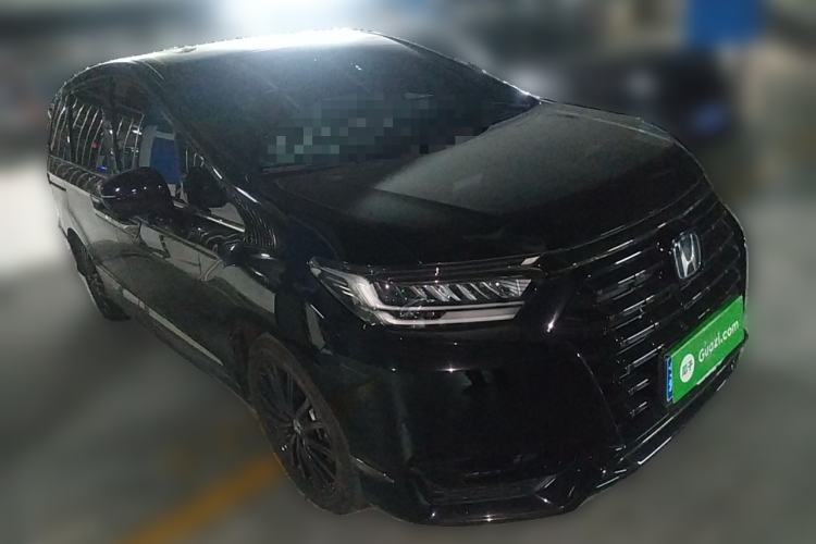 Used Honda Elysion 2024 2.0L eHEV Luxury Edition Front Right 45 Deg