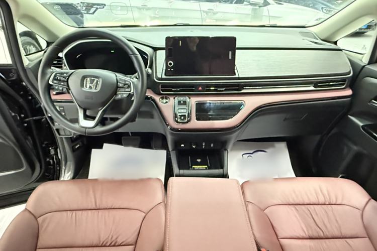 Used Honda Elysion 2024 2.0L eHEV Ultimate Edition Interior 5