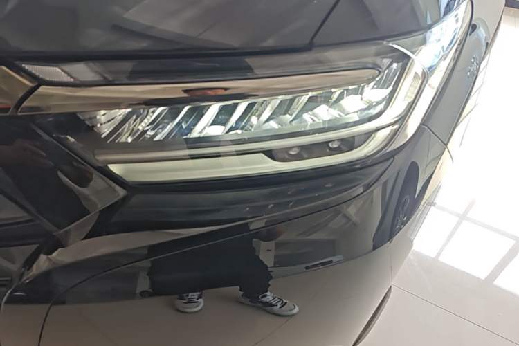 Used Honda Elysion 2024 2.0L eHEV Luxury Edition Left Front Headlight
