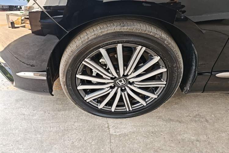 Used Honda Elysion 2024 2.0L eHEV Luxury Edition Left Front Wheel Hub