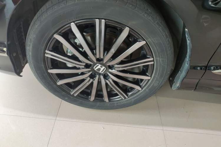 Used Honda Elysion 2024 2.0L eHEV Luxury Edition Left Front Wheel Hub