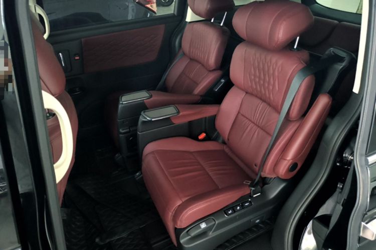 Used Honda Elysion 2024 2.0L eHEV Ultimate Edition Left Rear Seat