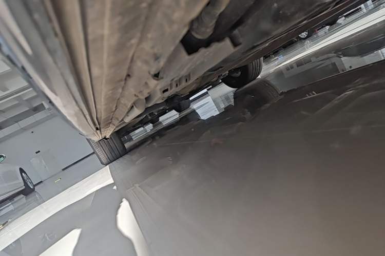 Used Honda Elysion 2024 2.0L eHEV Luxury Edition Left Side Sill