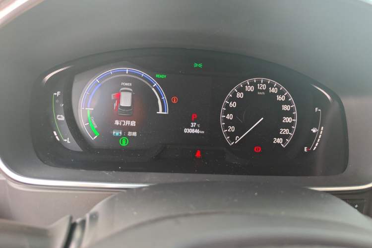 Used Honda Elysion 2024 2.0L eHEV Luxury Edition Odometer Close Up