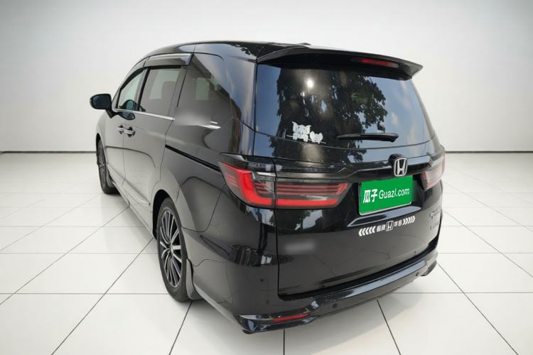 Used Honda Elysion 2024 2.0L eHEV Luxury Edition Rear Left 45 Deg