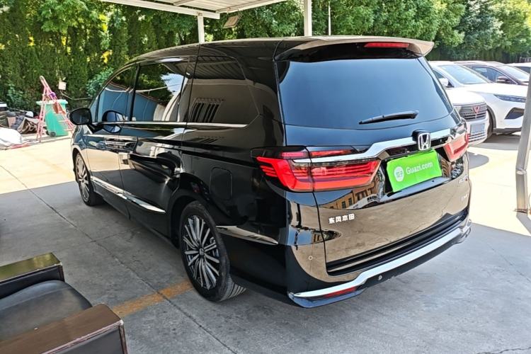 Used Honda Elysion 2024 2.0L eHEV Luxury Edition Rear Left 45 Deg