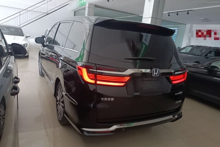 Used Honda Elysion 2024 2.0L eHEV Luxury Edition Rear Left 45 Deg