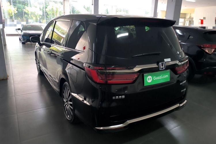 Used Honda Elysion 2024 2.0L eHEV Ultimate Edition Rear Left 45 Deg