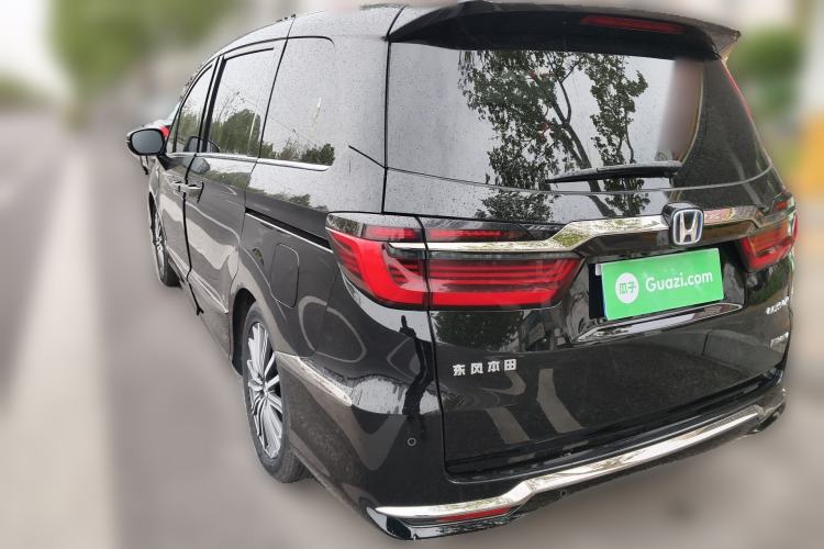 Used Honda Elysion 2024 2.0L eHEV Luxury Edition Rear Left 45 Deg