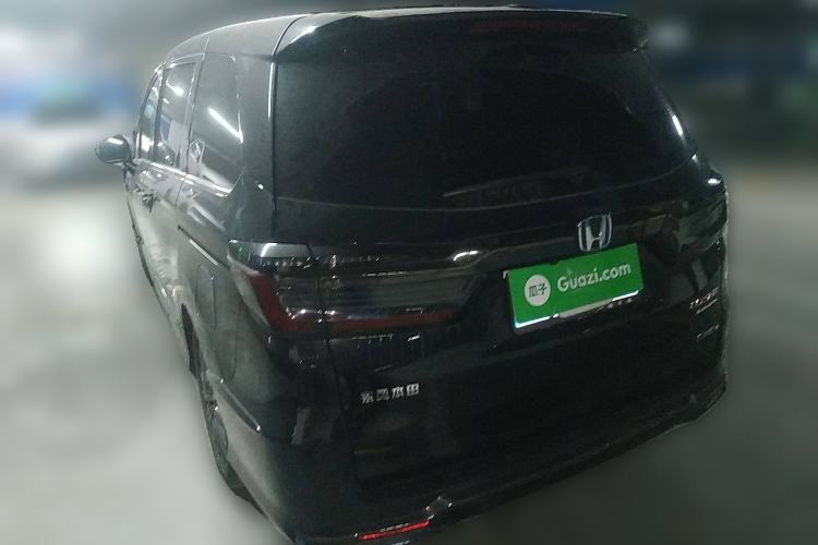 Used Honda Elysion 2024 2.0L eHEV Luxury Edition Rear Left 45 Deg
