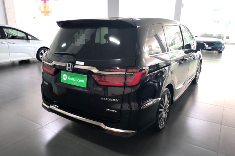 Used Honda Elysion 2024 2.0L eHEV Ultimate Edition Rear Right 45 Deg